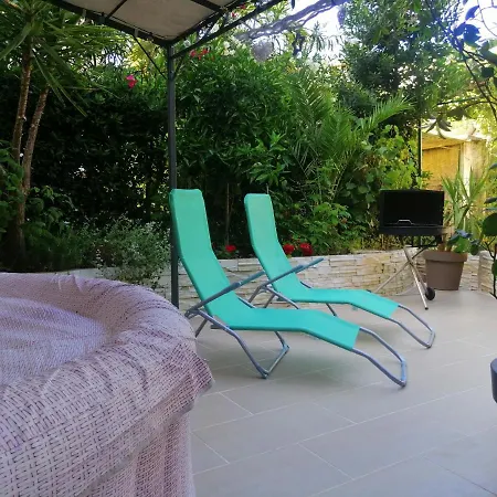 Apartment Paradise Jacuzzi & Sauna Ika